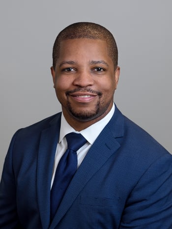 TeamPhotos_Devin_3x4_edited-1